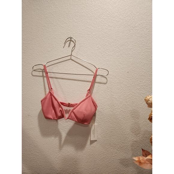 L*Space NWT Pink Ribbed Bikini‎ Top, Size M that feel good fit hot design - Picture 1 of 2